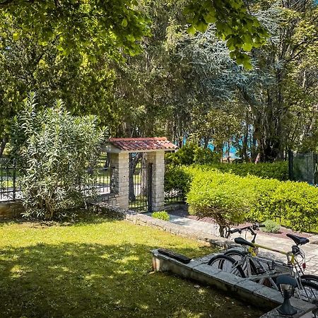 Holiday Home Sofia Пореч Экстерьер фото
